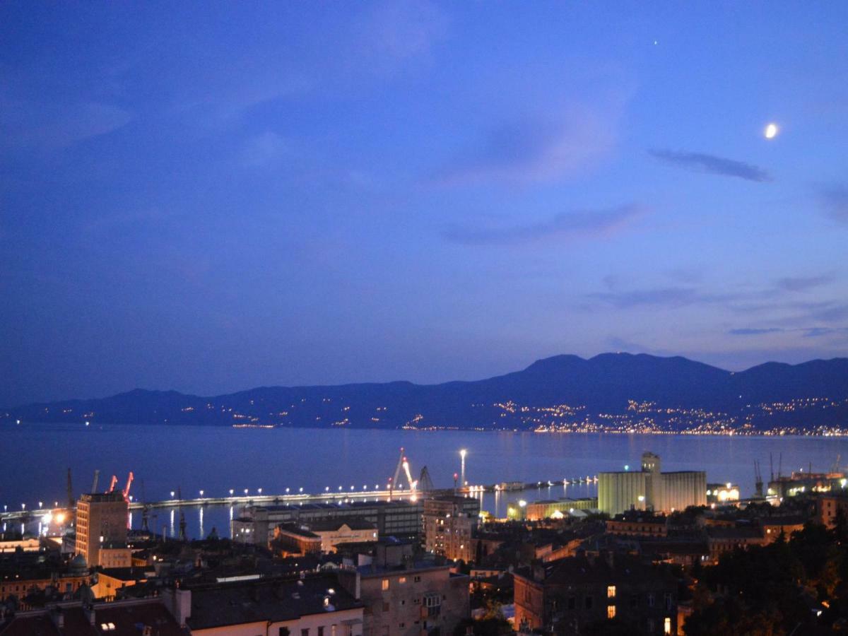 Sentona Apartment Rijeka Ngoại thất bức ảnh